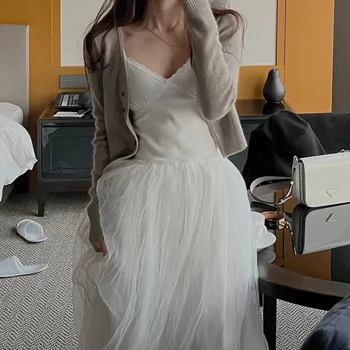 Korėjos Apynasrio Suknelės Moterims 2023 Mados V-kaklas Vidutinio ilgio, Uždusęs Siūlai Princesė Dress Puotą Nuotrauka
