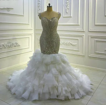 Prabangūs Krištolo Undinė Arabų Dubajus Vestuvių Suknelės 2023 Duobute Raukiniai Teismas Traukinio Vestuvinės Suknelės Nėriniai Atgal Chalatas De Mariée Nuotrauka